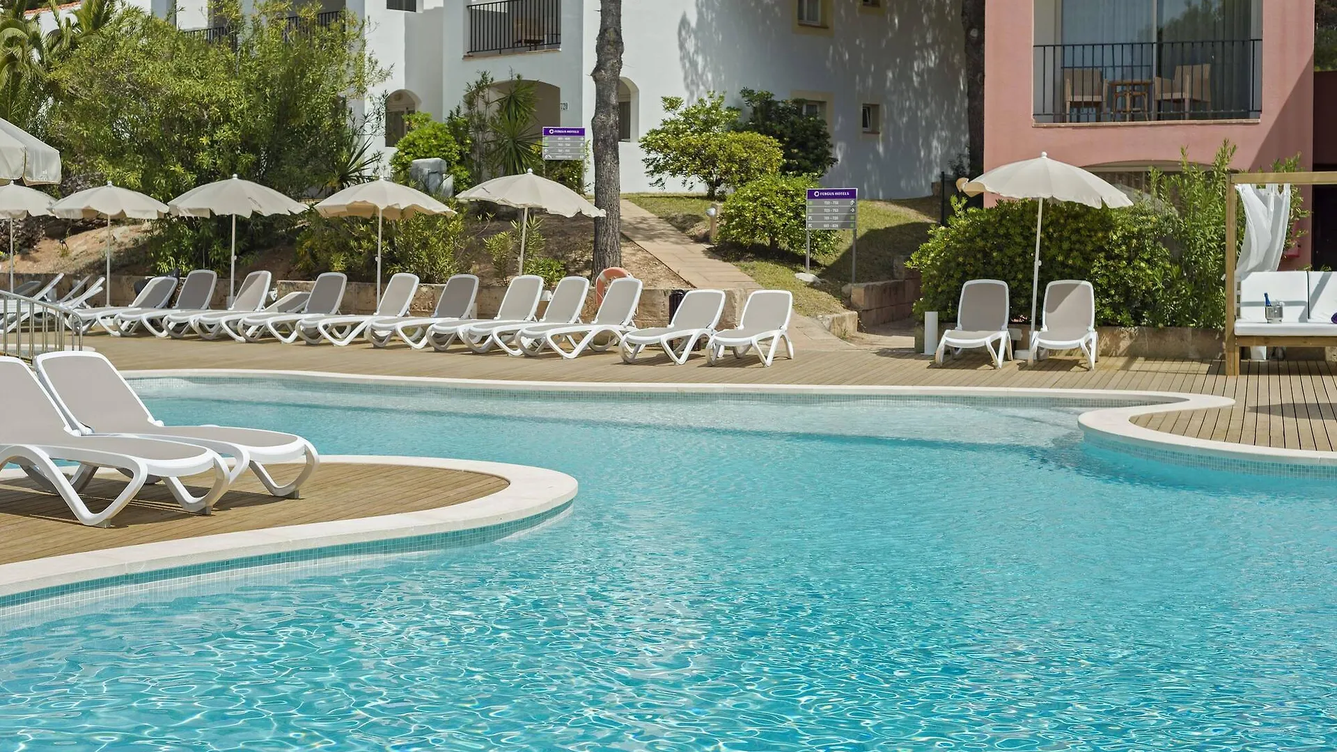 Hotel FERGUS Club Europa Peguera 4*,